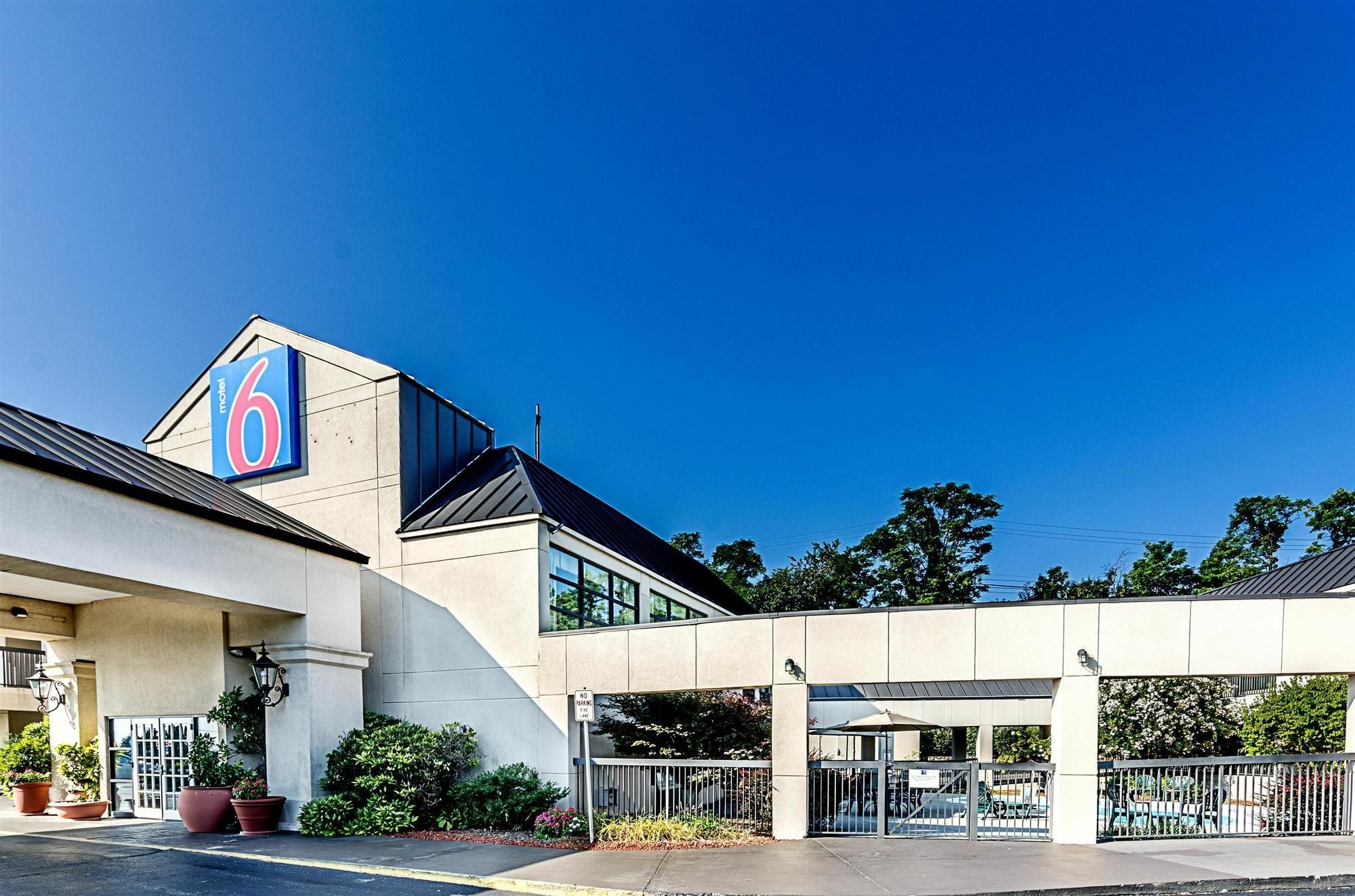 Motel 6-Roanoke, Va Екстер'єр фото